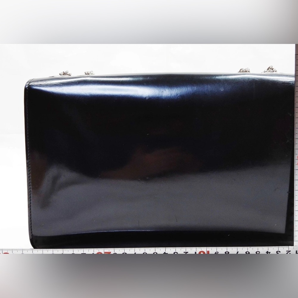 Authentic Gucci Black Leather Chain Shoulder Bag Gucci Black Patent leather - Picture 4 of 16